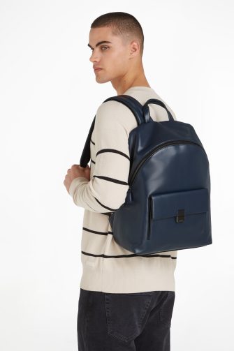 ICONIC PLAQUE HÁTIZSÁK