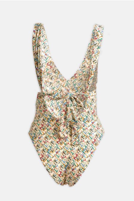 PLUNGE ONE PIECE FÜRDŐRUHA